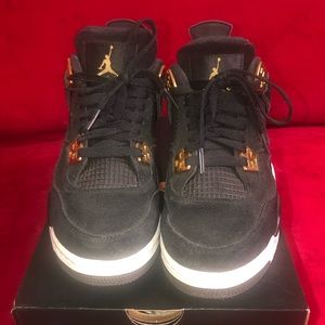 Air Jordan 4 BG